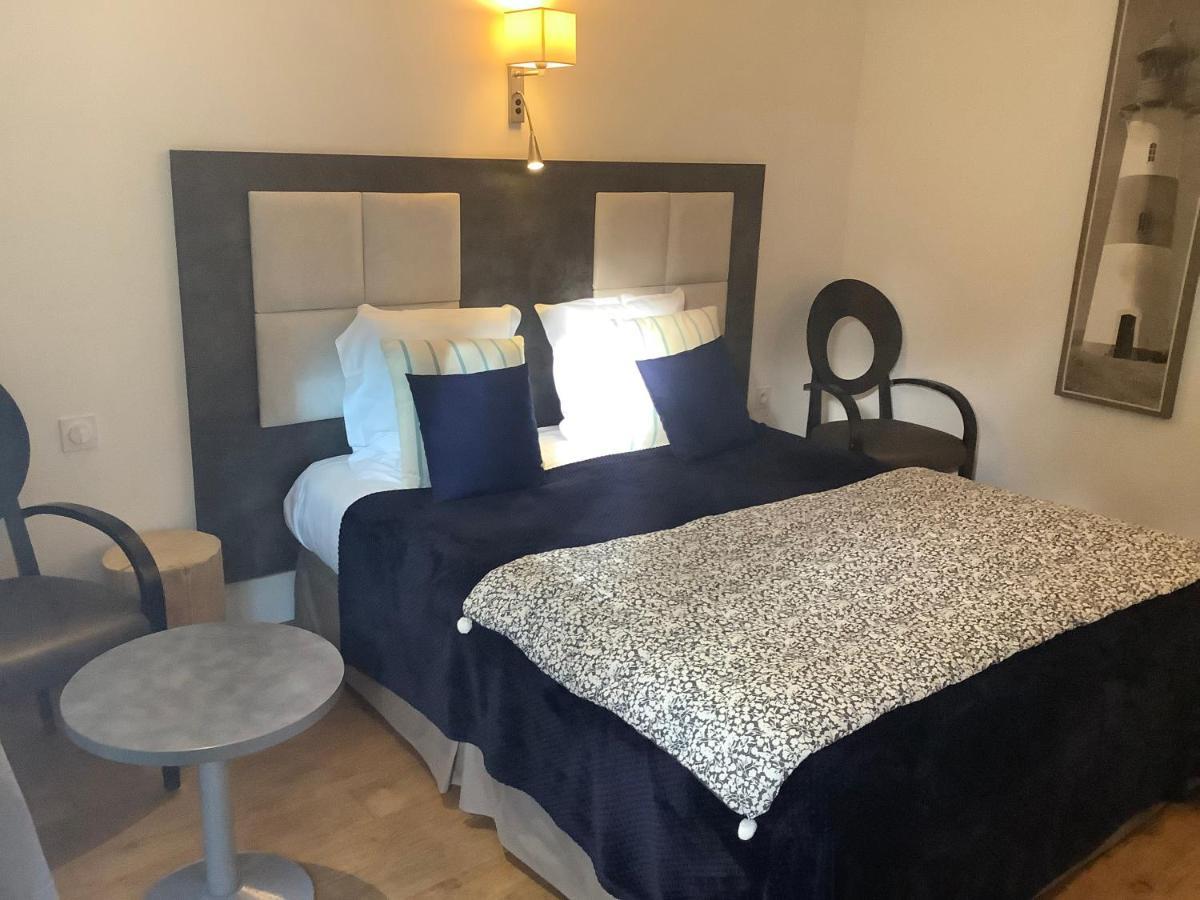 Hotel Monet La Rivière-Saint-Sauveur Zewnętrze zdjęcie